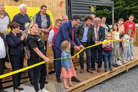 Inauguration de la supérette API