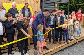 Inauguration de la supérette API